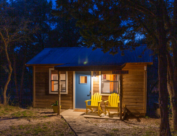 ranch-3232-lazy-daze-cabin-twilight-1-Web-4x3-1.jpg